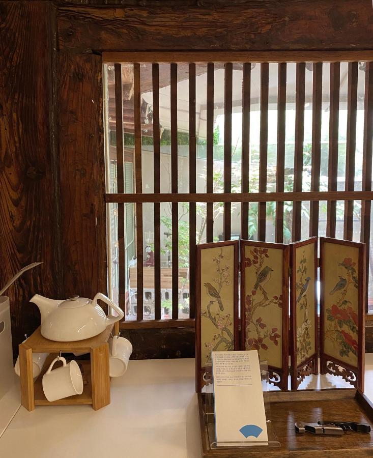 Viva La Vida - Jongno Hanok Private House Seúl Exterior foto